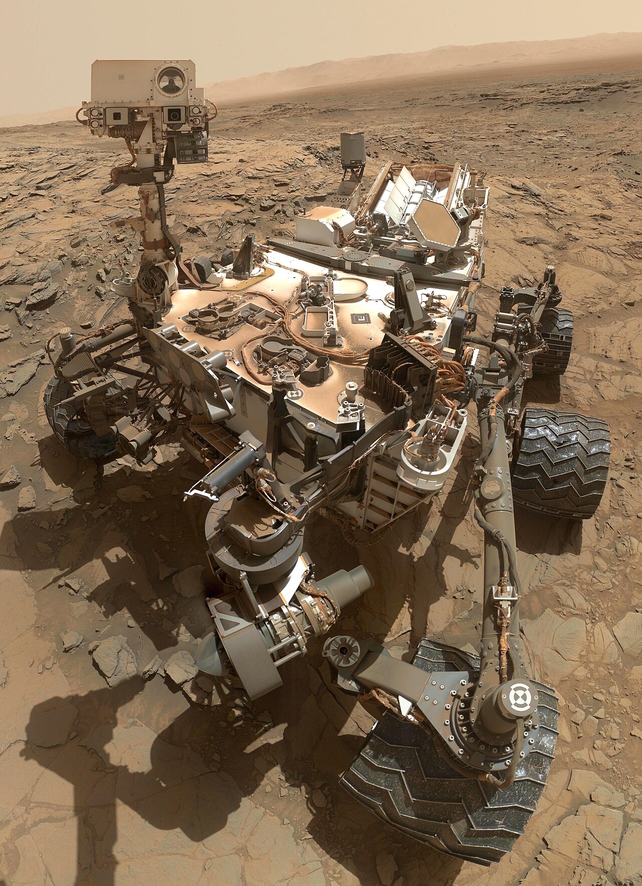 Curiosity Rover Marks 14th Anniversary of Mars Landing